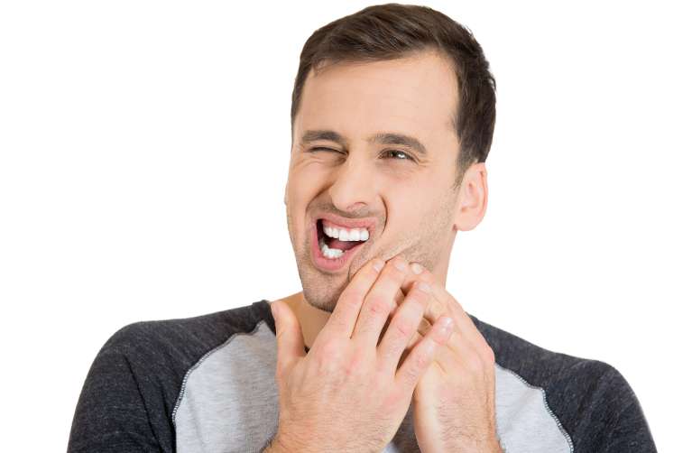 A man having a dental emergency in DUMBO